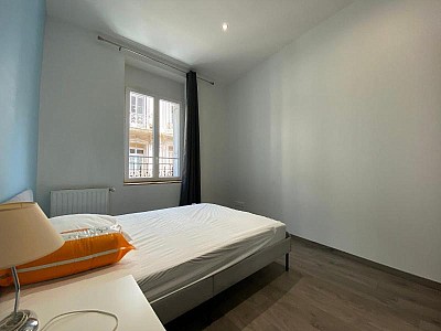 APPARTEMENT T2 A LOUER - ST ETIENNE - 68 m2 - 670 &euro; charges comprises par mois