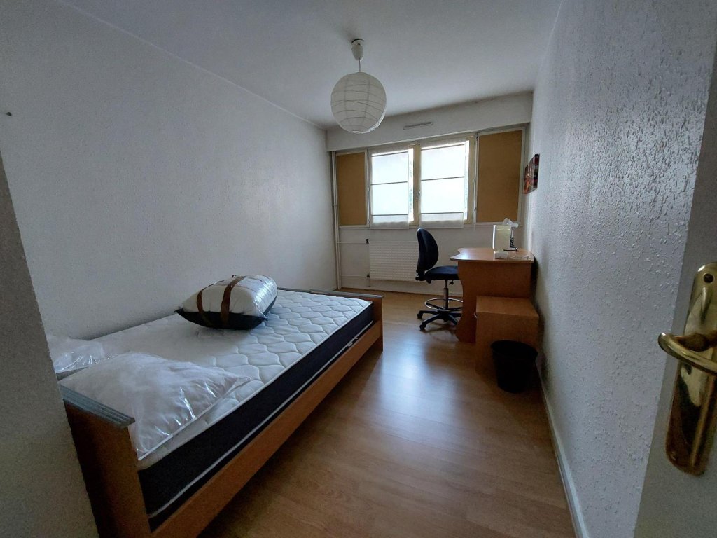 APPARTEMENT T2 A LOUER - ST ETIENNE - 41.35 m2 - 430 &euro; charges comprises par mois