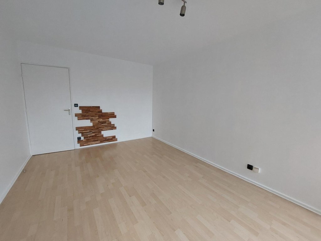 APPARTEMENT T2 A LOUER - ST ETIENNE - 52.34 m2 - 570 &euro; charges comprises par mois