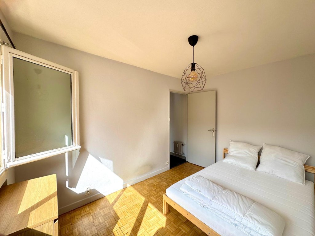 APPARTEMENT T2 A LOUER - ST ETIENNE - 38 m2 - 550 &euro; charges comprises par mois