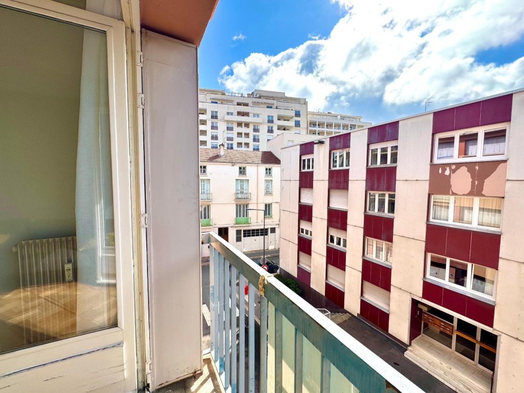 APPARTEMENT T2 A LOUER - ST ETIENNE - 38 m2 - 550 &euro; charges comprises par mois