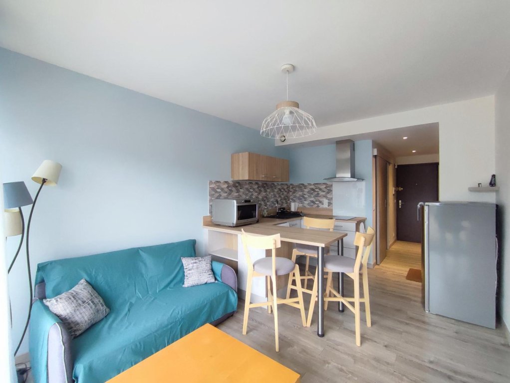 APPARTEMENT T2 A LOUER - ST ETIENNE - 31.95 m2 - 620 &euro; charges comprises par mois