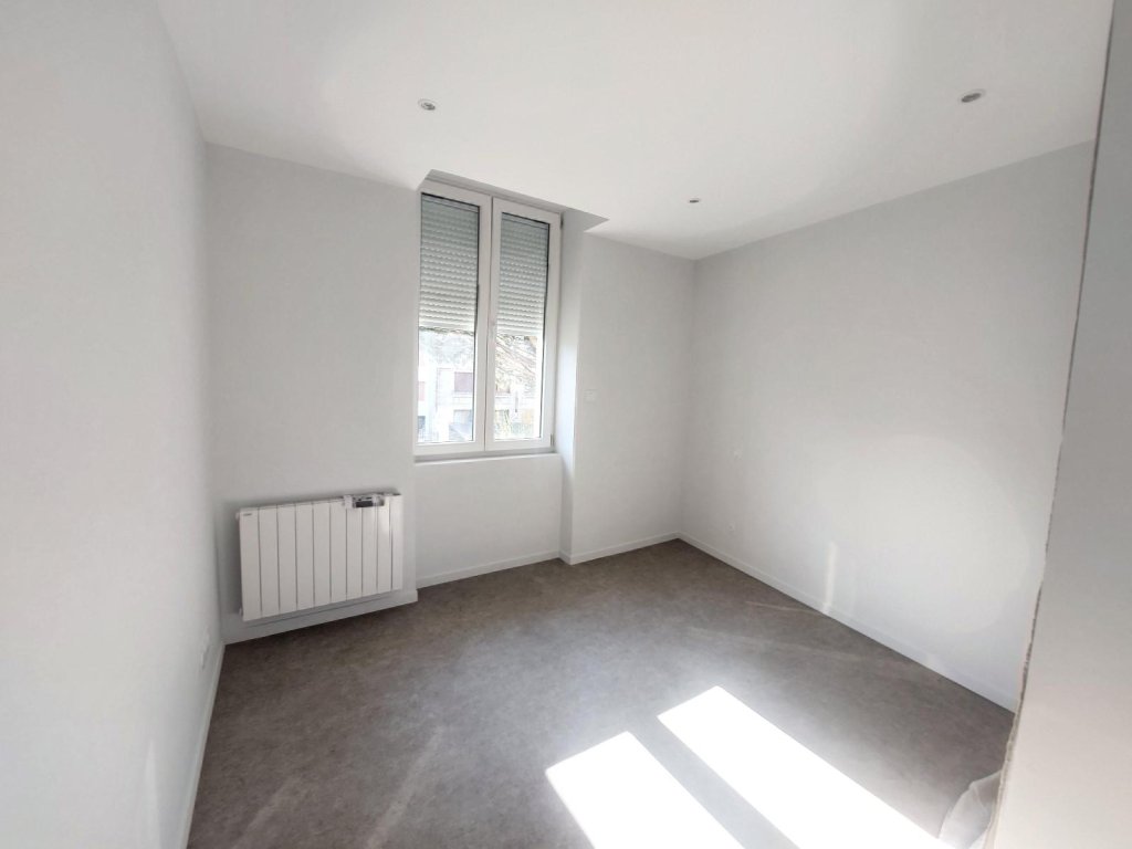APPARTEMENT T2 A LOUER - ST ETIENNE - 36.3 m2 - 515 &euro; charges comprises par mois