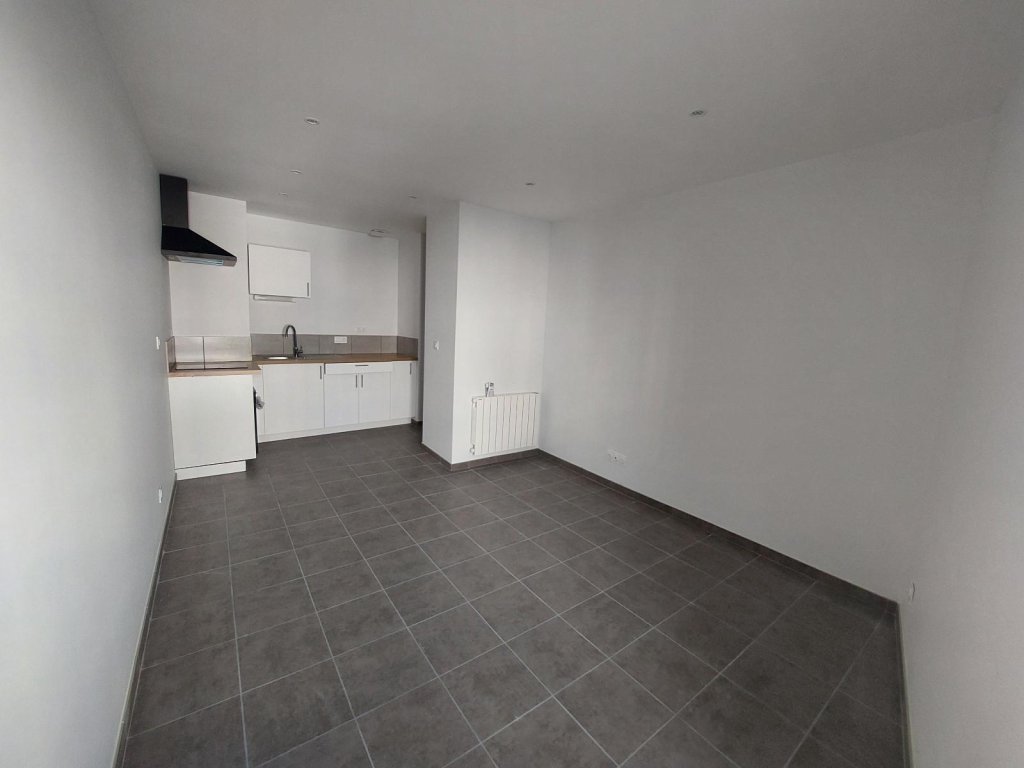 APPARTEMENT T2 A LOUER - ST ETIENNE - 34.07 m2 - 515 &euro; charges comprises par mois