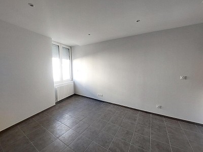APPARTEMENT T2 A LOUER - ST ETIENNE - 34.07 m2 - 515 &euro; charges comprises par mois