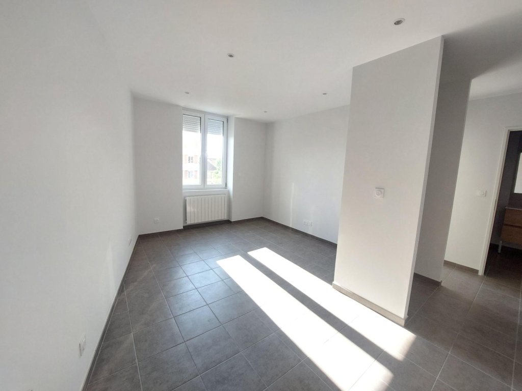 APPARTEMENT T2 A LOUER - ST ETIENNE - 36.3 m2 - 515 &euro; charges comprises par mois