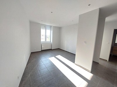 APPARTEMENT T2 A LOUER - ST ETIENNE - 36.3 m2 - 515 &euro; charges comprises par mois