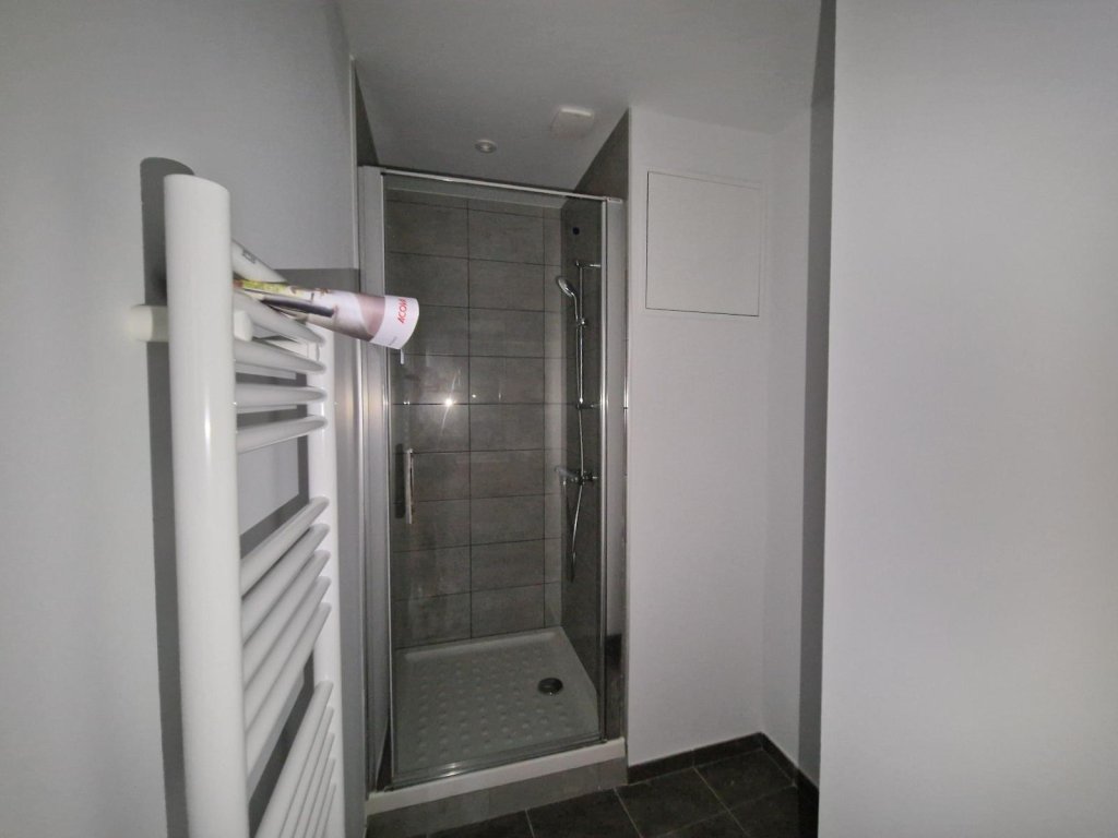 APPARTEMENT T2 A LOUER - ST ETIENNE - 34.21 m2 - 520 &euro; charges comprises par mois