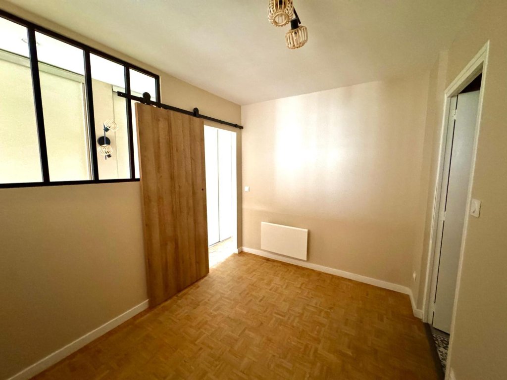 APPARTEMENT T2 A LOUER - ST ETIENNE - 47.74 m2 - 545 &euro; charges comprises par mois
