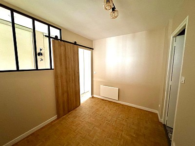 APPARTEMENT T2 A LOUER - ST ETIENNE - 47.74 m2 - 545 &euro; charges comprises par mois