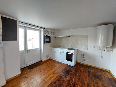 APPARTEMENT T2 A LOUER - ST ETIENNE - 35.24 m2 - 350 &euro; charges comprises par mois