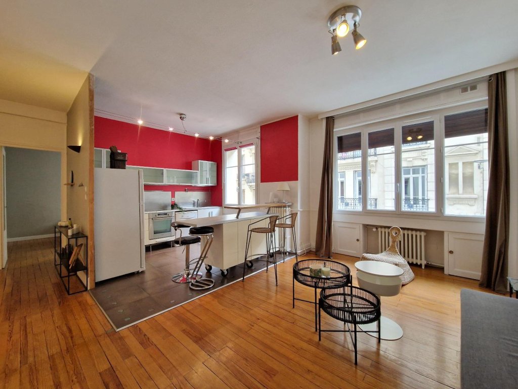 APPARTEMENT T2 A LOUER - ST ETIENNE - 59.41 m2 - 630 &euro; charges comprises par mois