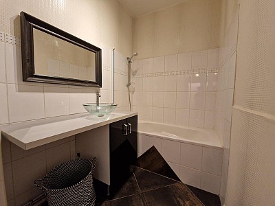 APPARTEMENT T2 A LOUER - ST ETIENNE - 59.41 m2 - 630 &euro; charges comprises par mois