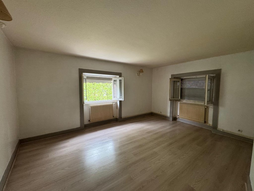 APPARTEMENT T2 A LOUER - ST ETIENNE - 42 m2 - 430 &euro; charges comprises par mois