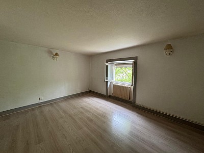 APPARTEMENT T2 A LOUER - ST ETIENNE - 42 m2 - 430 &euro; charges comprises par mois