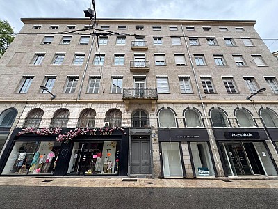 APPARTEMENT T2 A LOUER - ST ETIENNE - 42 m2 - 430 &euro; charges comprises par mois