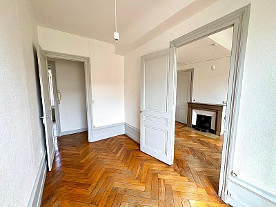 APPARTEMENT T2 A LOUER - ST ETIENNE - 39.06 m2 - 420 &euro; charges comprises par mois