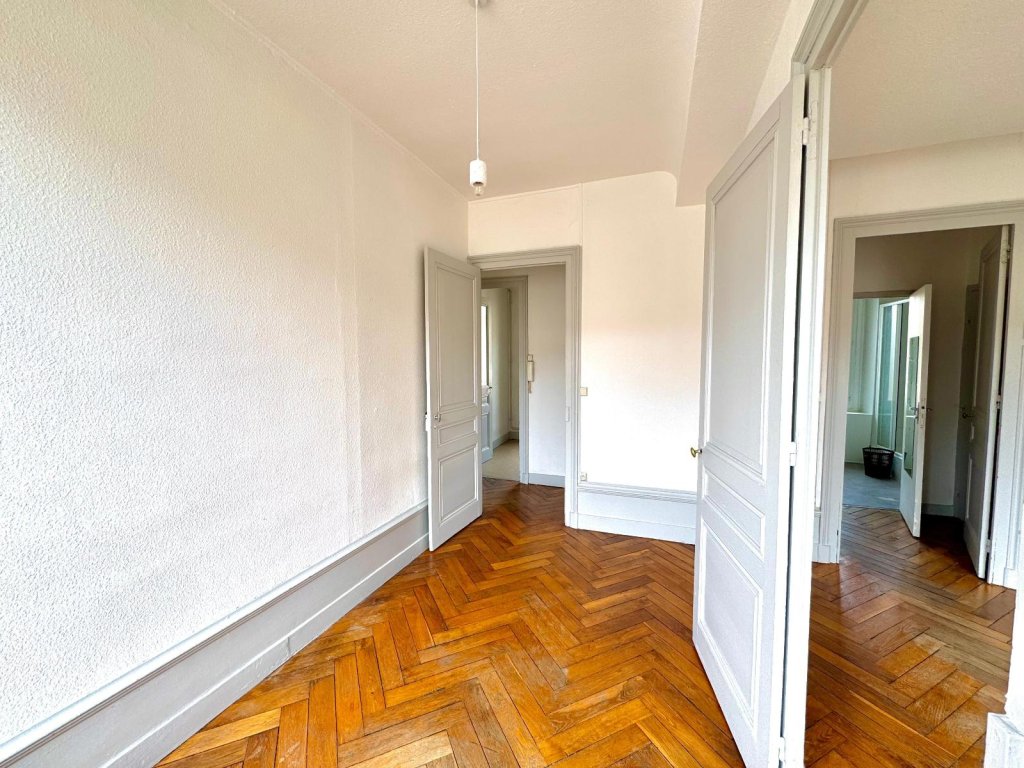APPARTEMENT T2 A LOUER - ST ETIENNE - 39.06 m2 - 420 &euro; charges comprises par mois