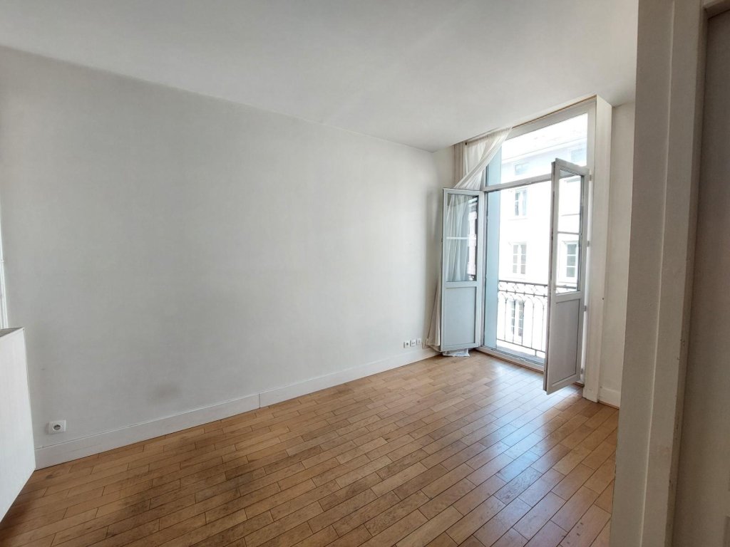 APPARTEMENT T2 A LOUER - ST ETIENNE - 39.36 m2 - 415 &euro; charges comprises par mois