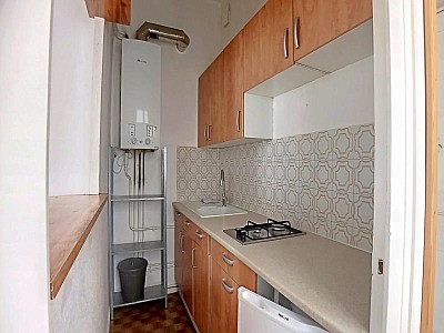 APPARTEMENT T2 A LOUER - ST ETIENNE - 37.1 m2 - 395 &euro; charges comprises par mois