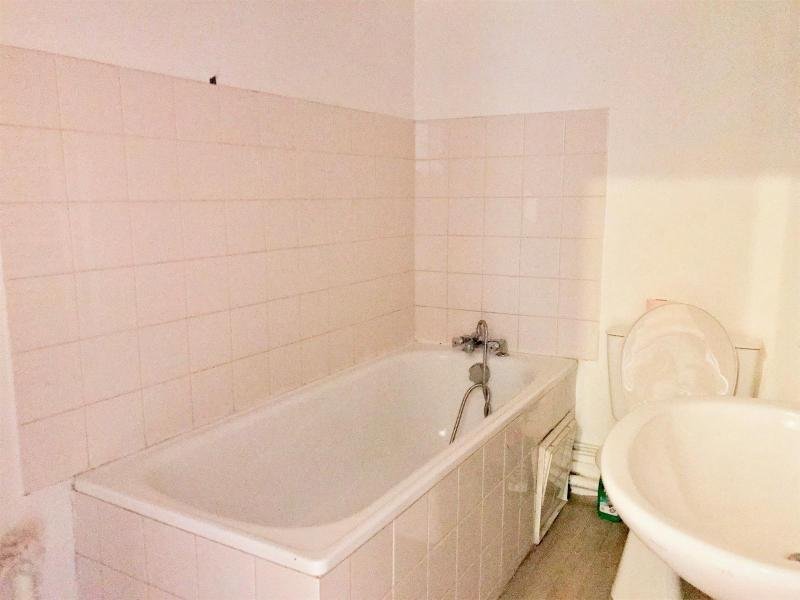 APPARTEMENT T2 A LOUER - ST ETIENNE - 56.33 m2 - 470 &euro; charges comprises par mois