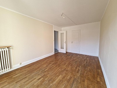 APPARTEMENT T2 A LOUER - ST ETIENNE - 43.03 m2 - 560 &euro; charges comprises par mois