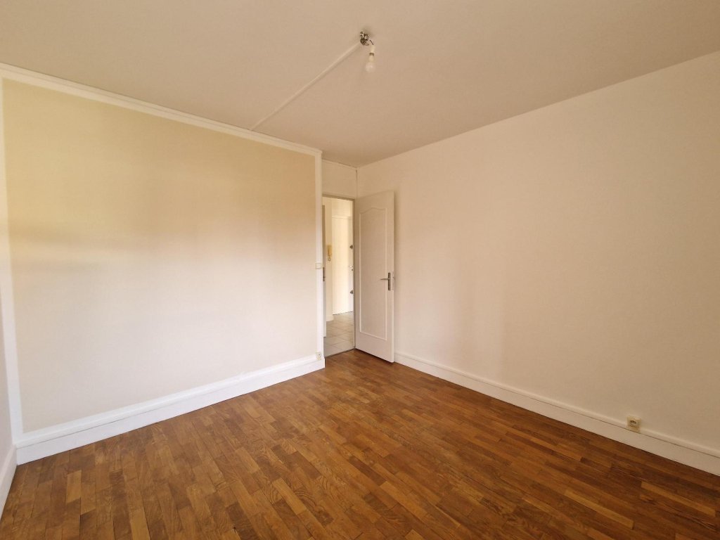 APPARTEMENT T2 A LOUER - ST ETIENNE - 43.03 m2 - 560 &euro; charges comprises par mois
