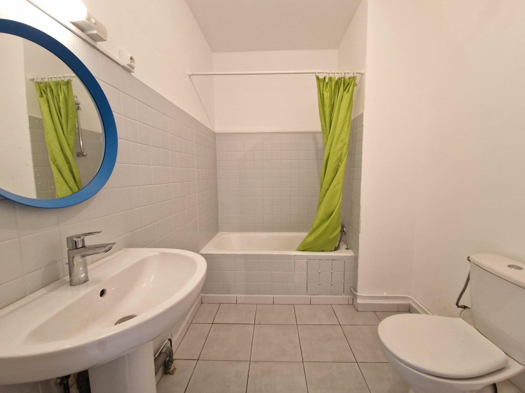APPARTEMENT T2 A LOUER - ST ETIENNE - 43.03 m2 - 560 &euro; charges comprises par mois