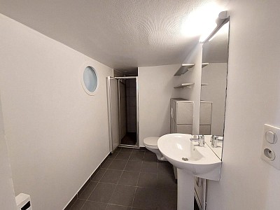 APPARTEMENT T2 A LOUER - ST ETIENNE - 49 m2 - 440 &euro; charges comprises par mois