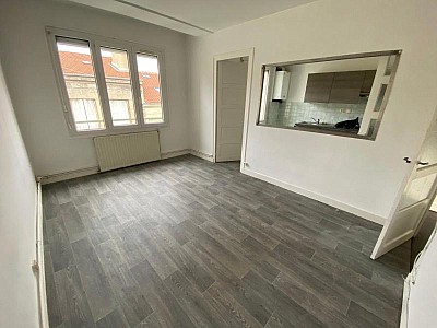 APPARTEMENT T2 A LOUER - ST ETIENNE - 45 m2 - 343 &euro; charges comprises par mois