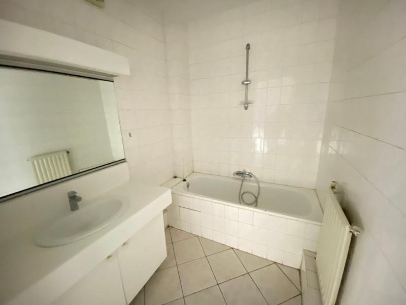 APPARTEMENT T2 A LOUER - ST ETIENNE - 45 m2 - 343 &euro; charges comprises par mois