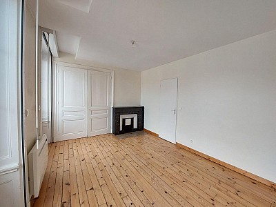 APPARTEMENT T2 A LOUER - ST ETIENNE - 65 m2 - 560 &euro; charges comprises par mois