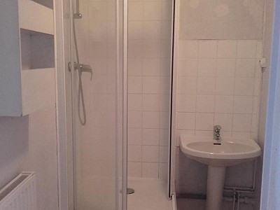 APPARTEMENT T2 A LOUER - ST ETIENNE - 53 m2 - 385 &euro; charges comprises par mois
