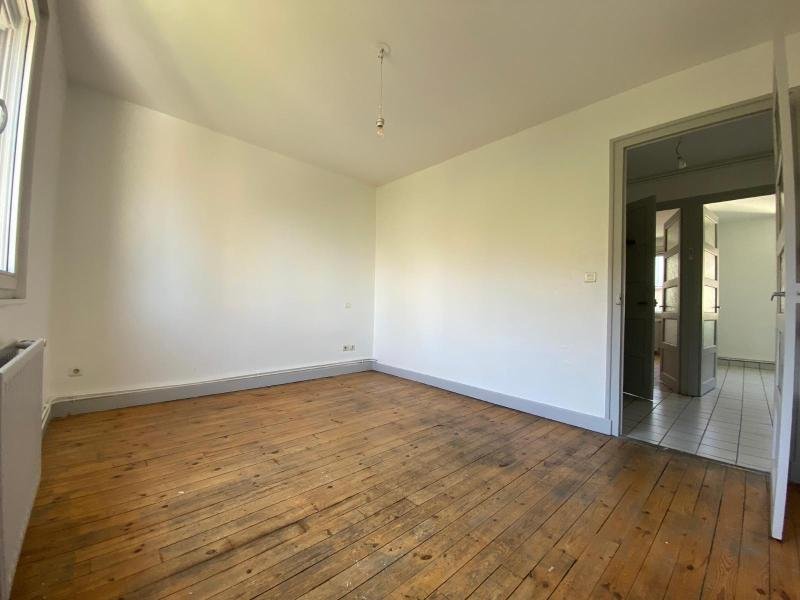 APPARTEMENT T2 A LOUER - ST ETIENNE - 45.96 m2 - 410 &euro; charges comprises par mois