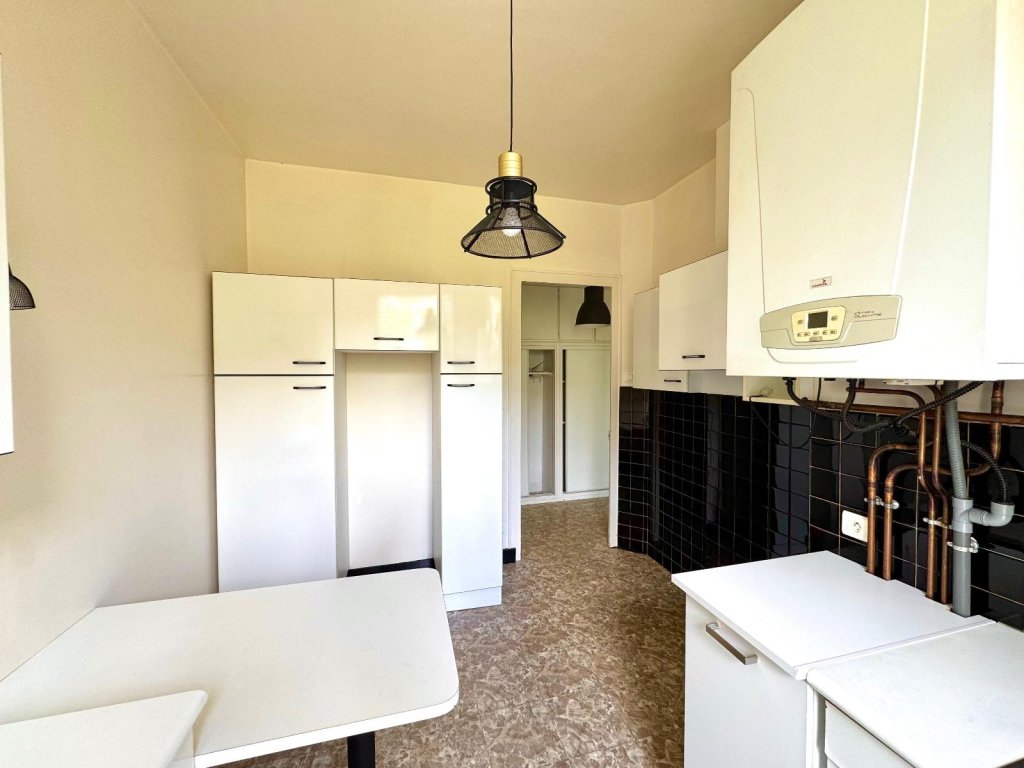 APPARTEMENT T2 A LOUER - ST ETIENNE - 53.85 m2 - 524 &euro; charges comprises par mois