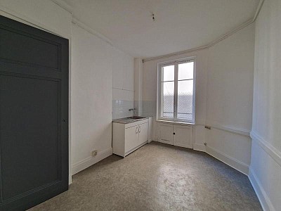 APPARTEMENT T2 A LOUER - ST ETIENNE - 51.52 m2 - 590 &euro; charges comprises par mois