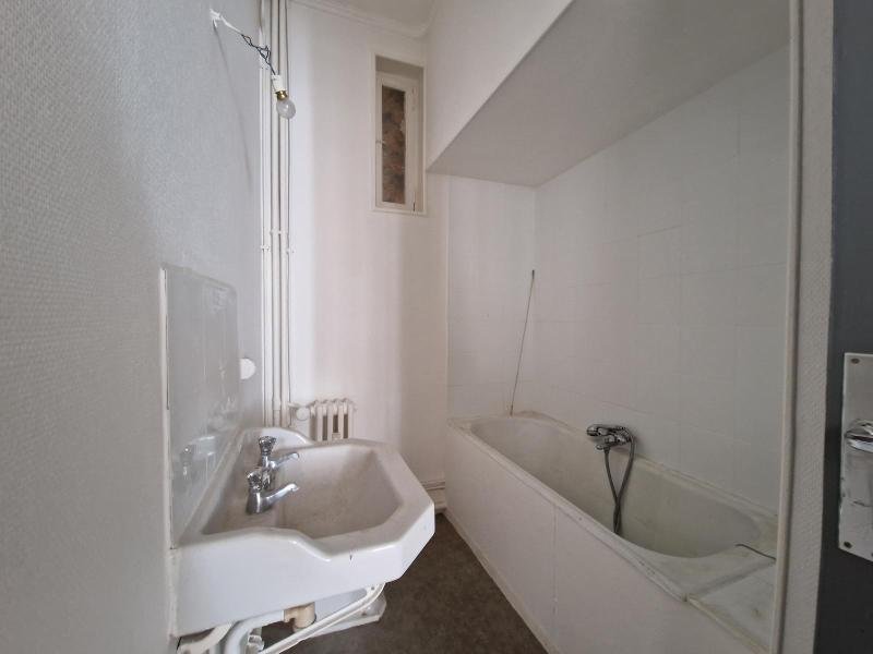 APPARTEMENT T2 A LOUER - ST ETIENNE - 51.52 m2 - 590 &euro; charges comprises par mois