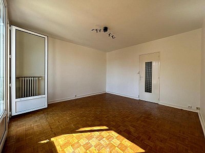 APPARTEMENT T2 A LOUER - ST ETIENNE - 43.3 m2 - 535 &euro; charges comprises par mois