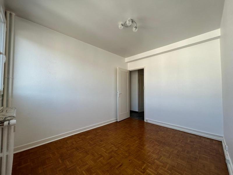 APPARTEMENT T2 A LOUER - ST ETIENNE - 43.3 m2 - 535 &euro; charges comprises par mois