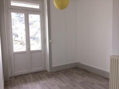 APPARTEMENT T4 A VENDRE - ST ETIENNE - 98 m2 - 220 014 &euro;