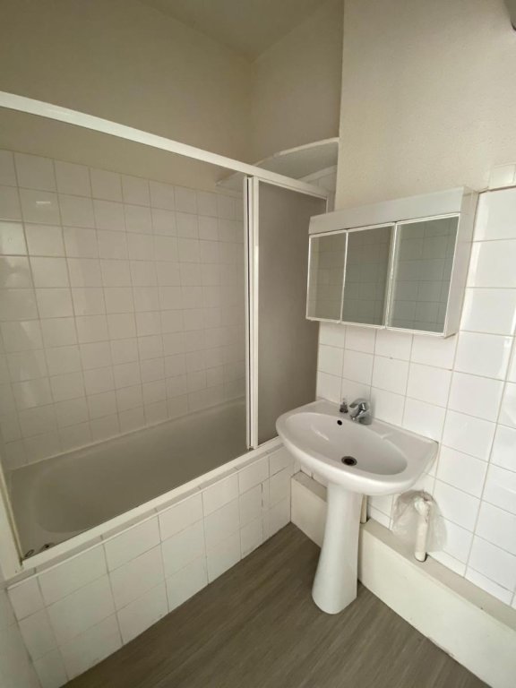 APPARTEMENT T2 A VENDRE - ST ETIENNE - 37.4 m2 - 54 500 &euro;