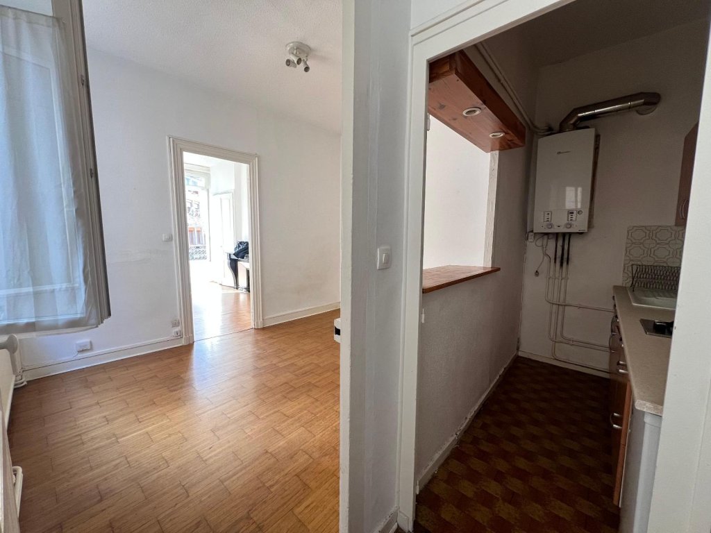 APPARTEMENT T2 A VENDRE - ST ETIENNE Centre Ville - 37.1 m2 - 54 500 &euro;