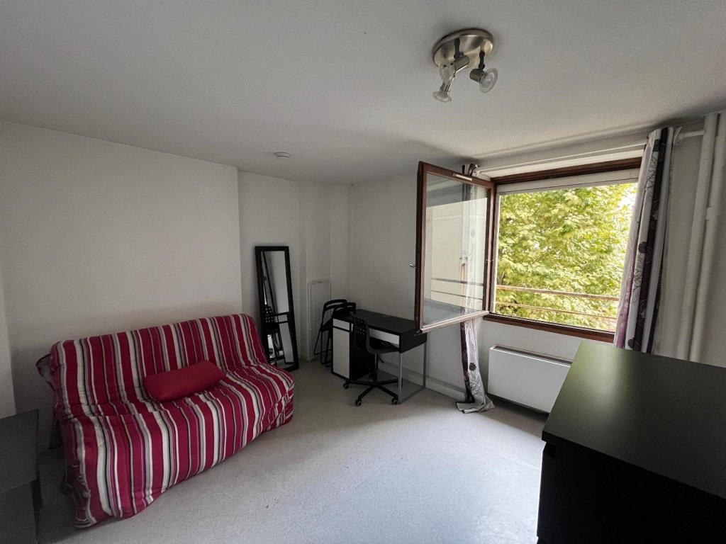 APPARTEMENT T2 A VENDRE - ST ETIENNE - 24 m2 - 33 500 &euro;