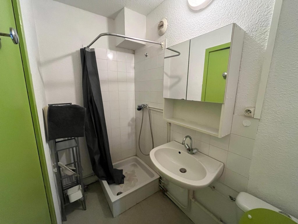 APPARTEMENT T2 A VENDRE - ST ETIENNE - 24 m2 - 33 500 &euro;