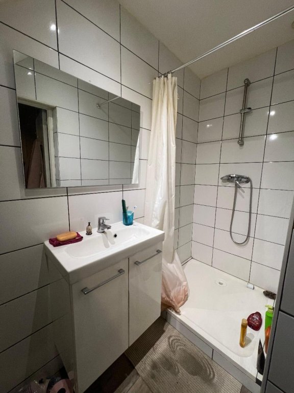 APPARTEMENT T2 A VENDRE - ST ETIENNE - 54 m2 - 35 000 &euro;