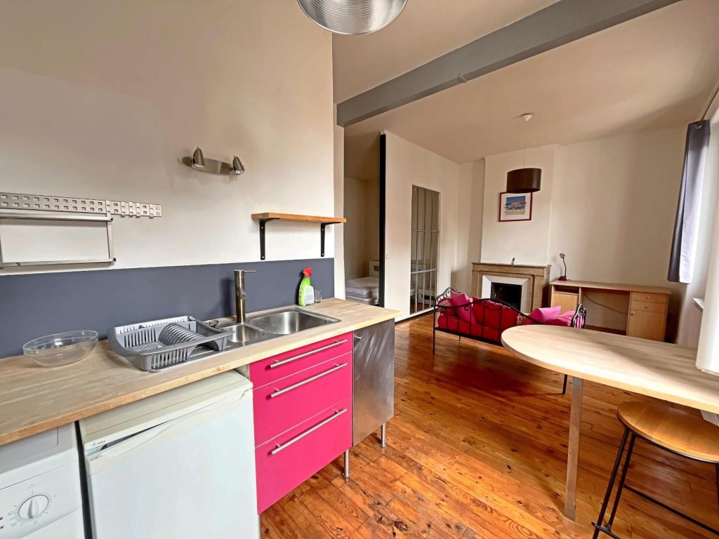 APPARTEMENT T2 A VENDRE - ST ETIENNE Centre Ville - 40.62 m2 - 59 000 &euro;