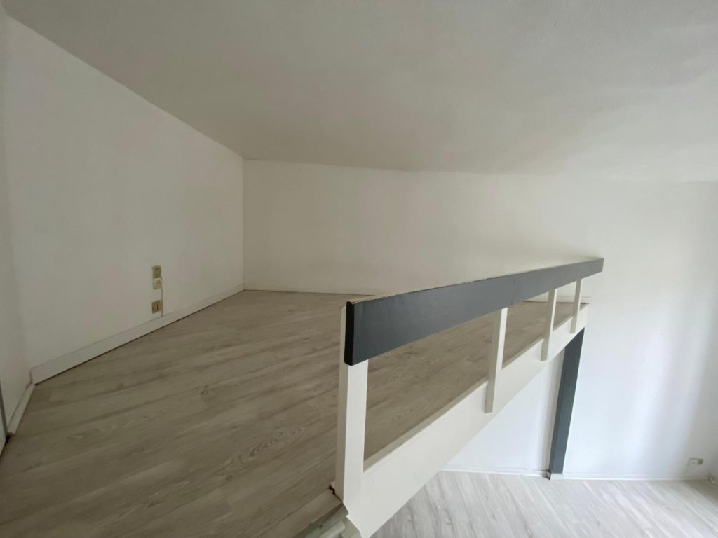 APPARTEMENT T2 A VENDRE - ST ETIENNE Centre Ville - 36.33 m2 - 55 000 &euro;