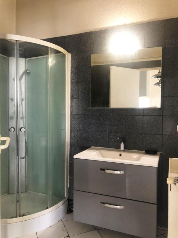 APPARTEMENT T2 A VENDRE - ST ETIENNE Centre Ville - 36.33 m2 - 55 000 &euro;