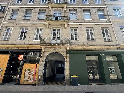 APPARTEMENT T2 A VENDRE - ST ETIENNE Centre Ville - 36.33 m2 - 55 000 &euro;