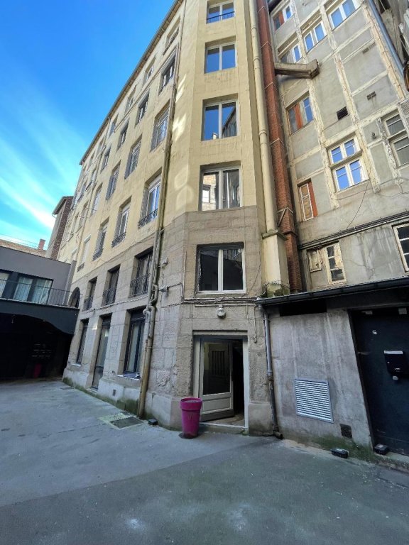 APPARTEMENT T2 A VENDRE - ST ETIENNE Centre Ville - 36.33 m2 - 55 000 &euro;